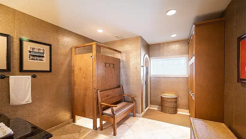 second spa dressing room
