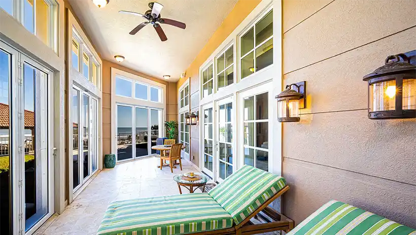owner suite sun room