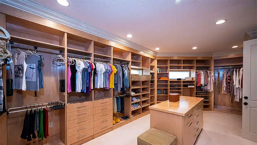 first owner dresssing room
