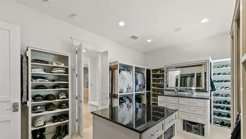 owners closet