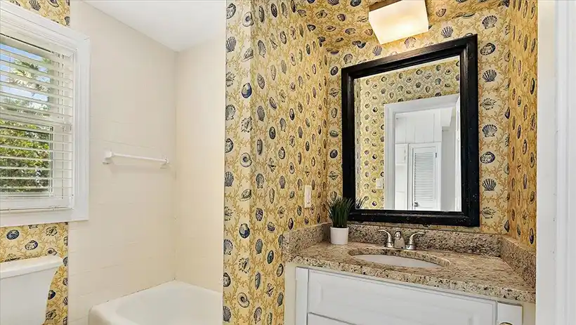 Ensuite bathroom