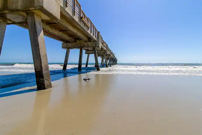 Jacksonville Beach fishing pier