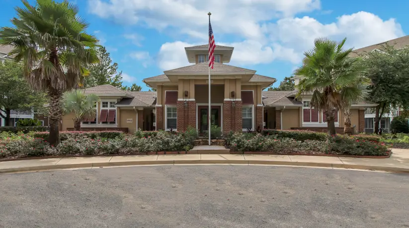 Wolf Creek Clubhouse